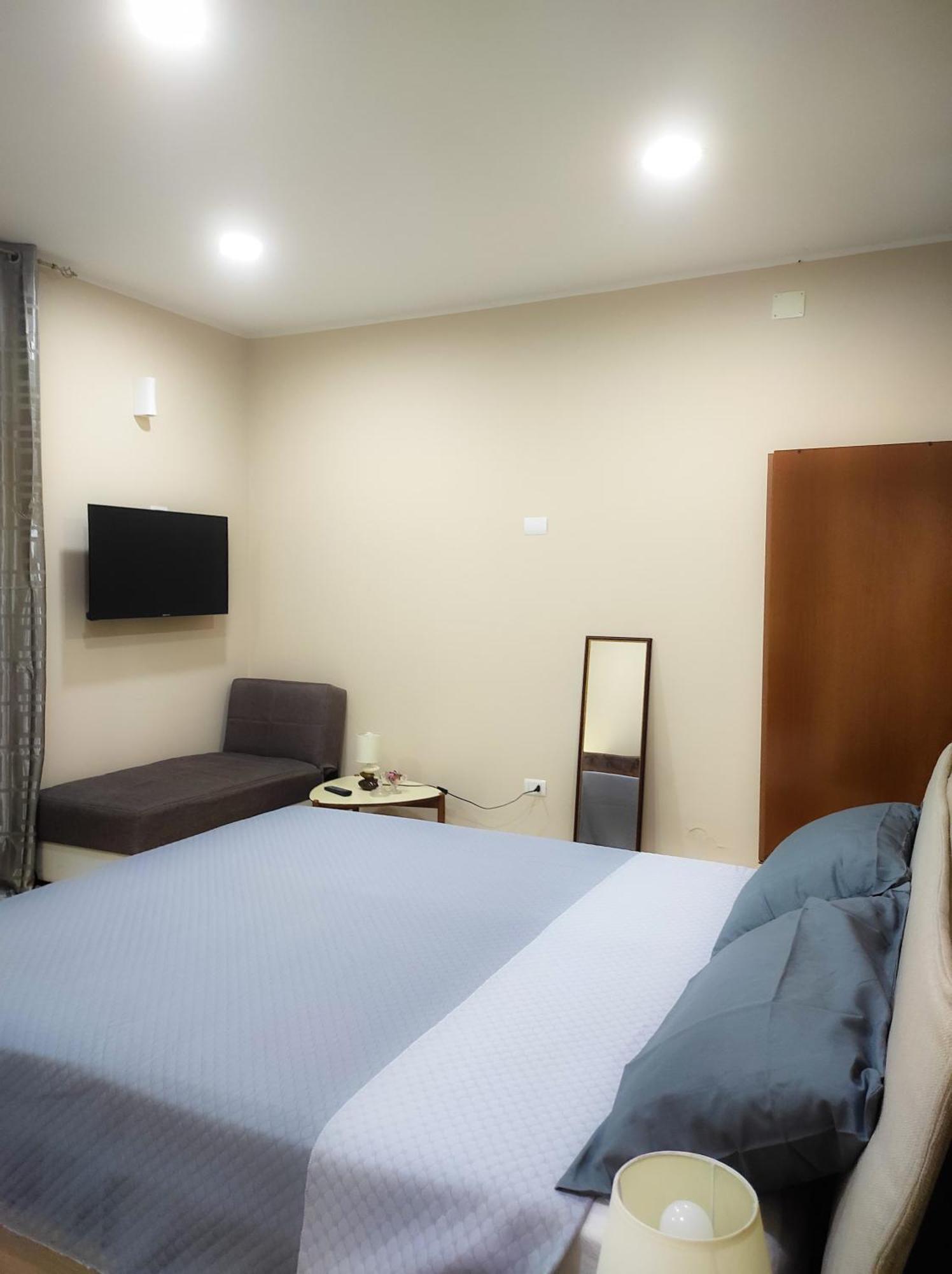 76 Avenue Suites Wi-Fi - Shuttle Reggio di Calabria Exterior foto
